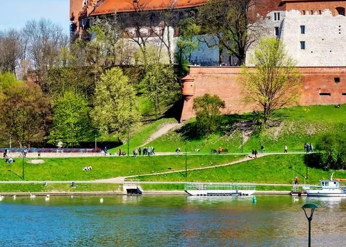 Air-Conditioned Apartment In The City Center, Old Town